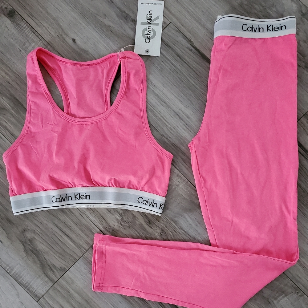 Ensemble CALVIN KLEIN NEUF
